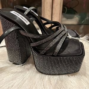 Steve Madden Rhinestone Platform heels Sz 10.